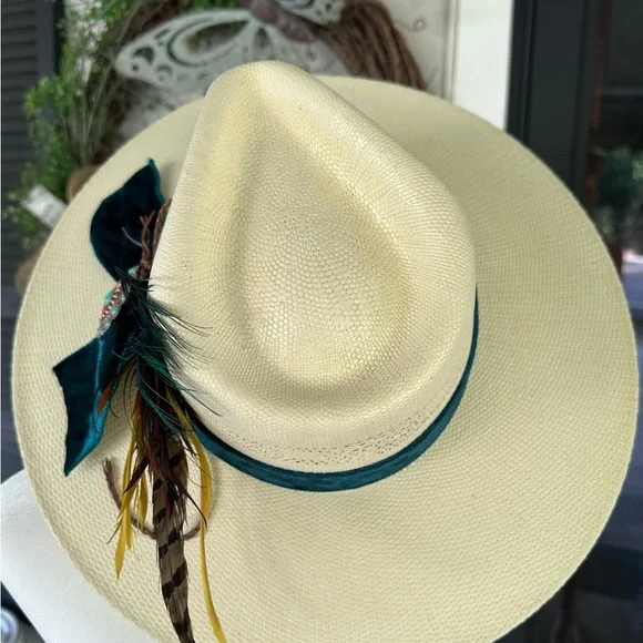 Custom Charlie 1 Horse - Picture 8 of 13